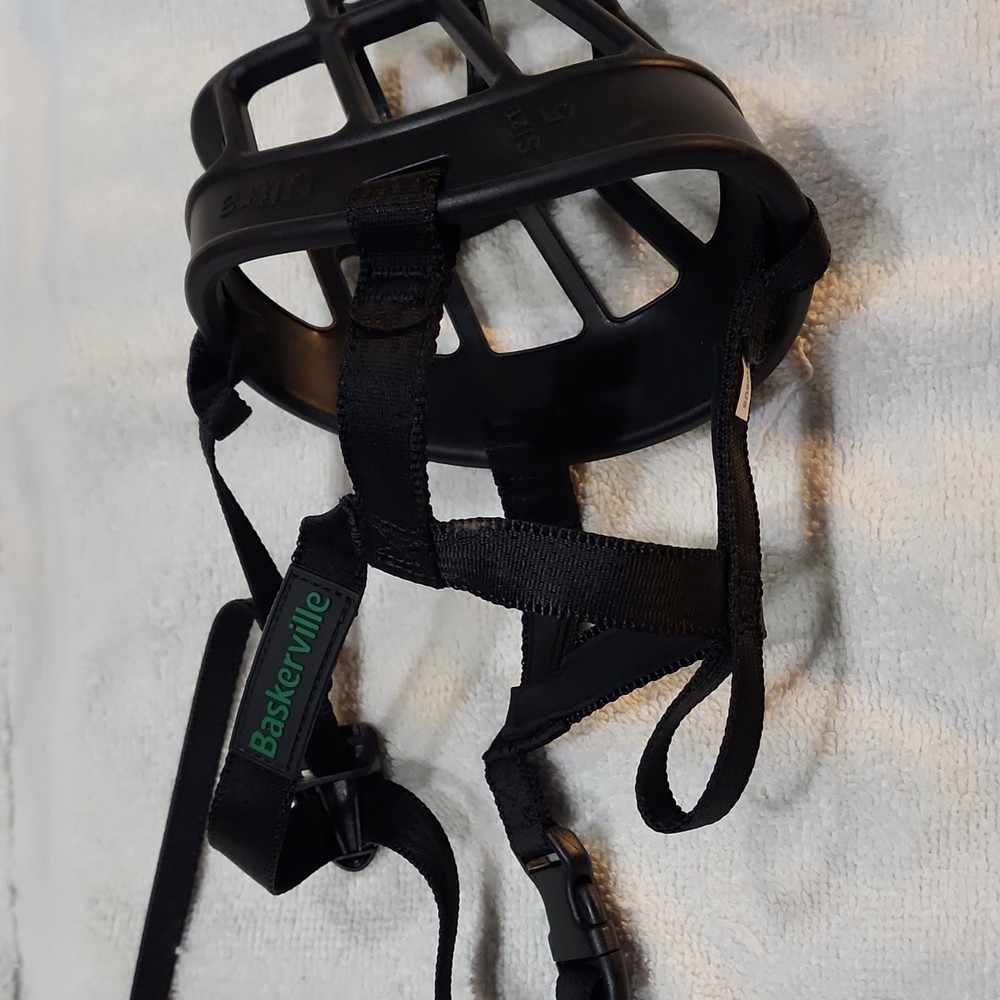 Baskerville Ultra Dog Muzzle Size 5 Plastic Nylon Black Non Breed Specific
