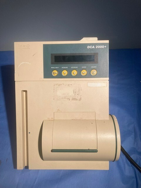 BAYER DCA 2000+ Analyzer working selling as parts