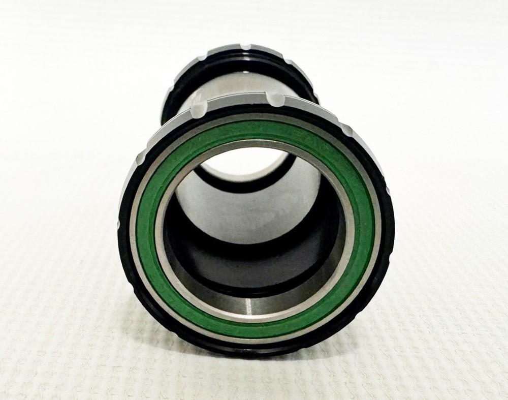 Cane Creek Hellbender 70 Bottom Bracket - BB30, For 30mm Spindles