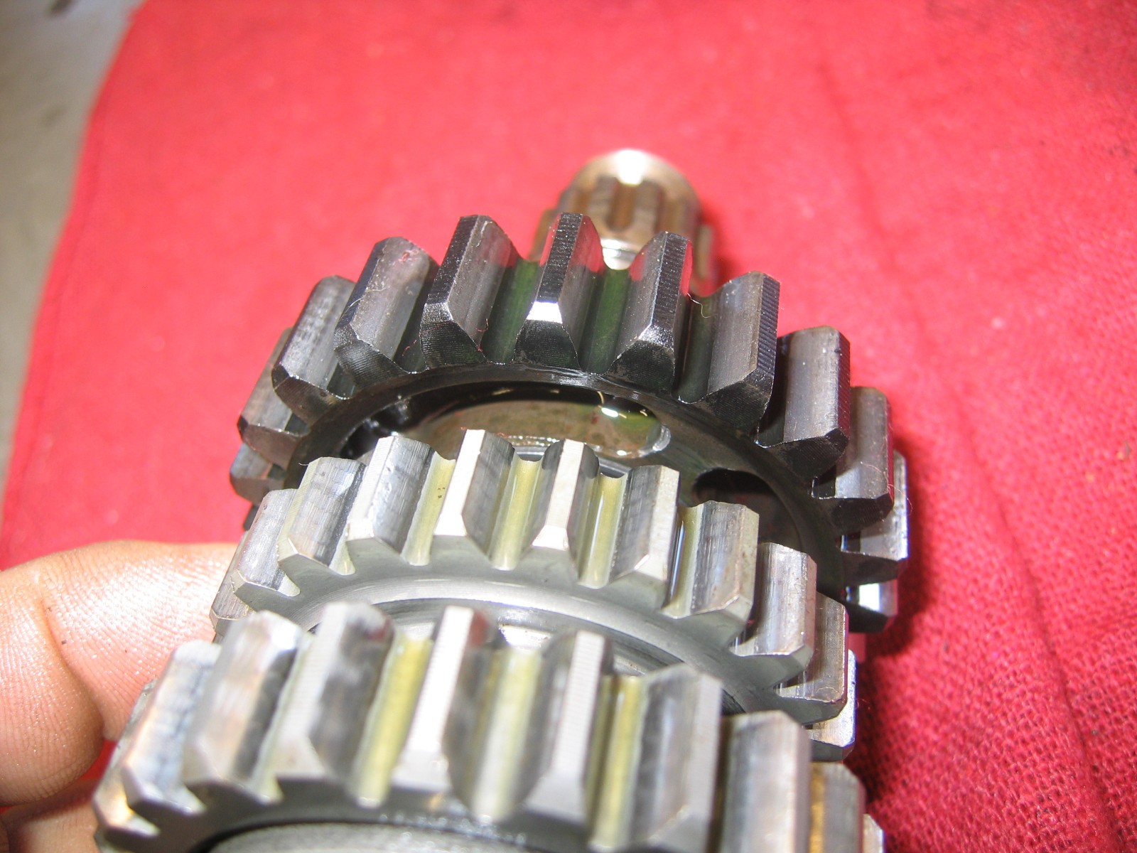 03-25 2004 YAMAHA YZ250 2-STROKE OEM LOW HOUR TRANSMISSION SHAFTS & ALL GEARS