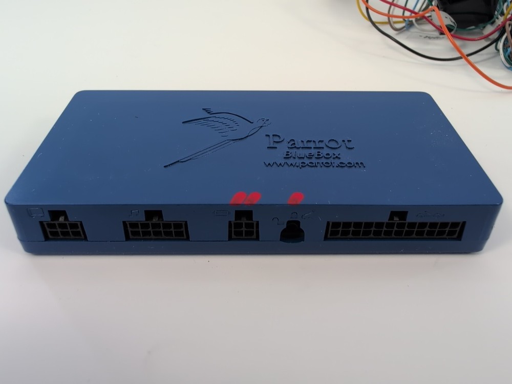 Parrot MKi9100 Car Kit for Bluetooth cell Phones - Untested Read