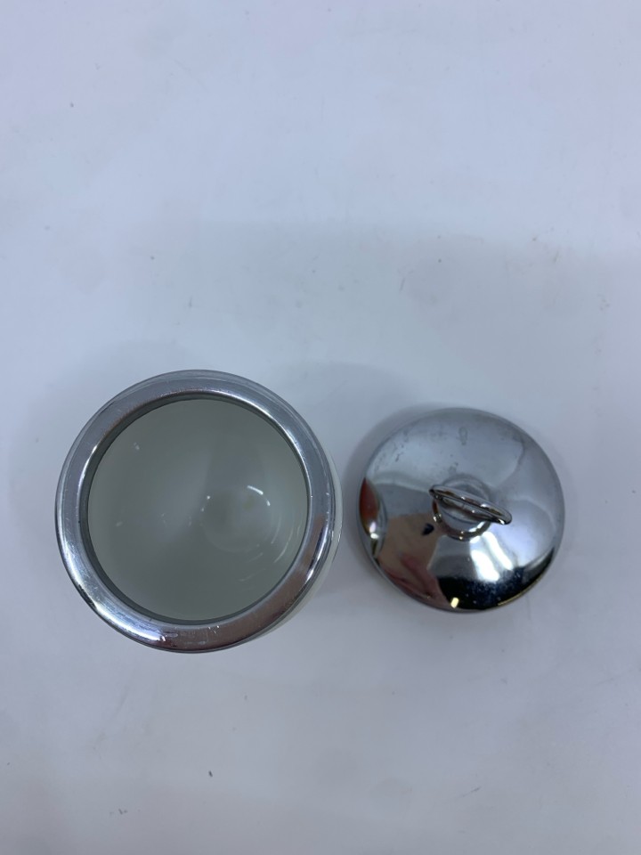 VTG BERRY/PEACH EGG CODDLER.