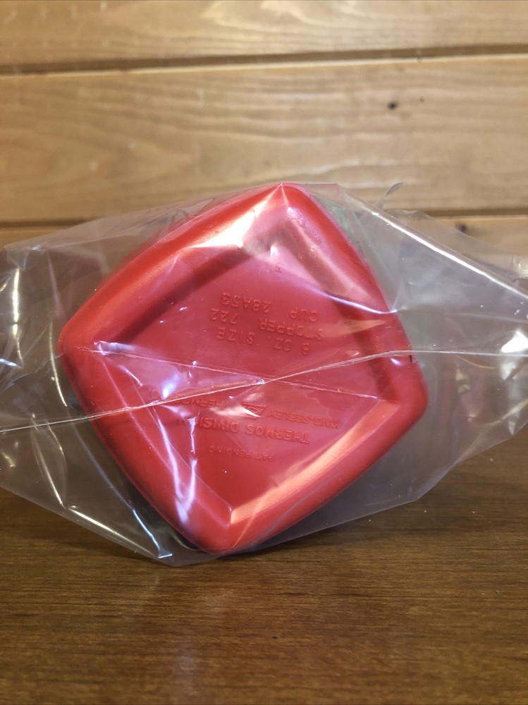 KISS 1977 LUNCHBOX THERMOS