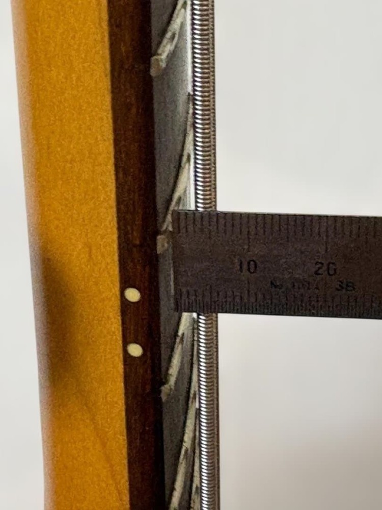 VOX Apache-2 Electric Bass Red-White Rhythm Function Safe Packing!