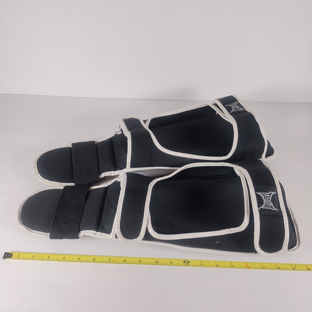Tapout Shin Guards Kickboxing Training L/XL Large / Extra Large