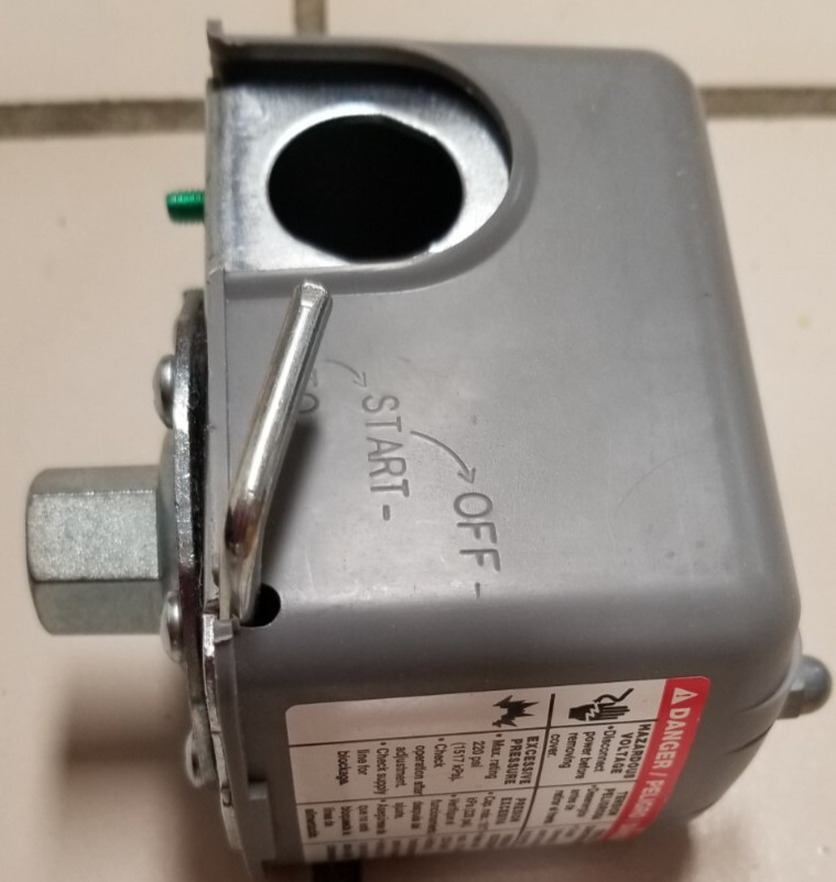 Pumptrol D Schneider B2334 Pressure Switch