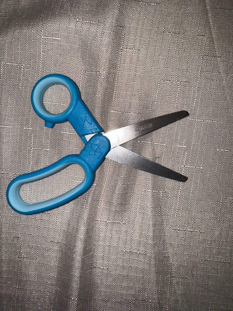 Fiskars 5" Blunt Tip Children’s Scissors