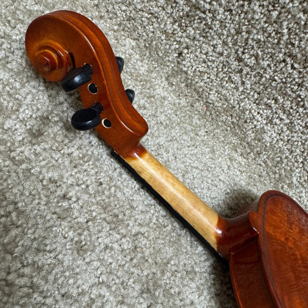 Unlabeled 1/8 Violin Flame Maple w/ Case & Bow