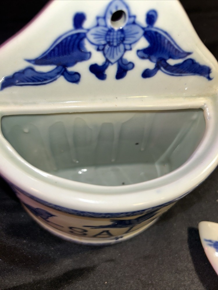 Victoria Ironstone Salt Cellar Hanging Box