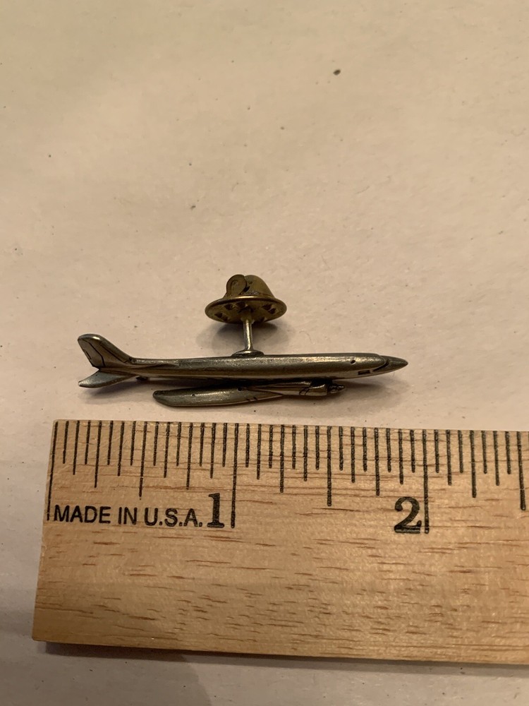 Airplane Hat or Tie Pin