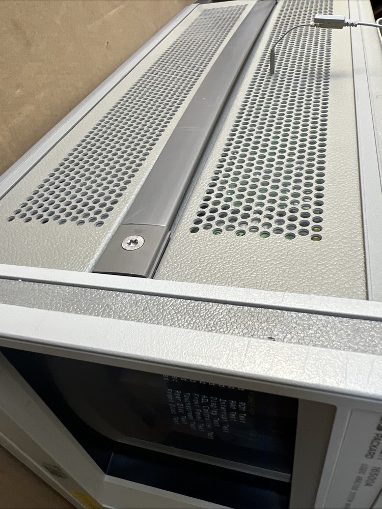 Agilen 16500A Logic Analysis system mainframe
