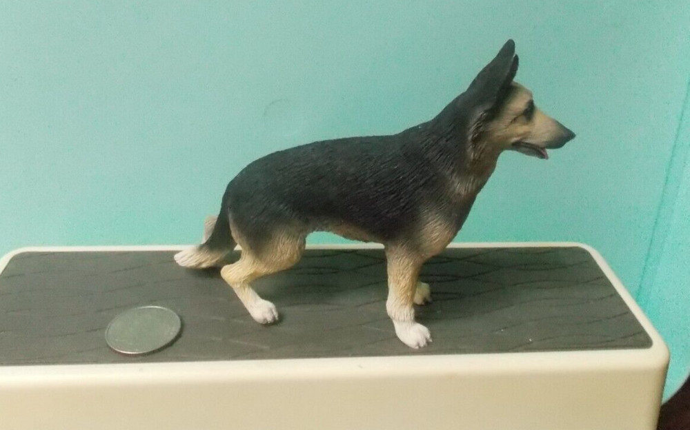 German Shepherd Dog Figure