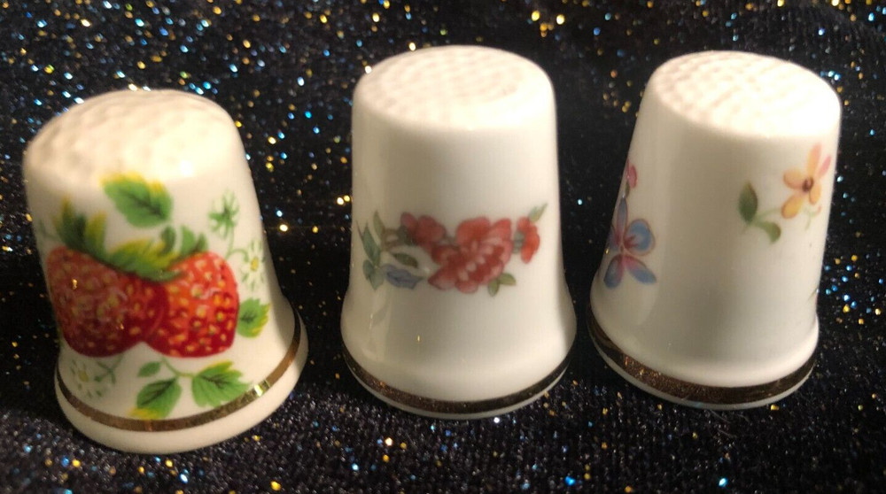 3 THIMBLES "PALISSY"-"PARAGON"-"ROYAL ADDERLEY"