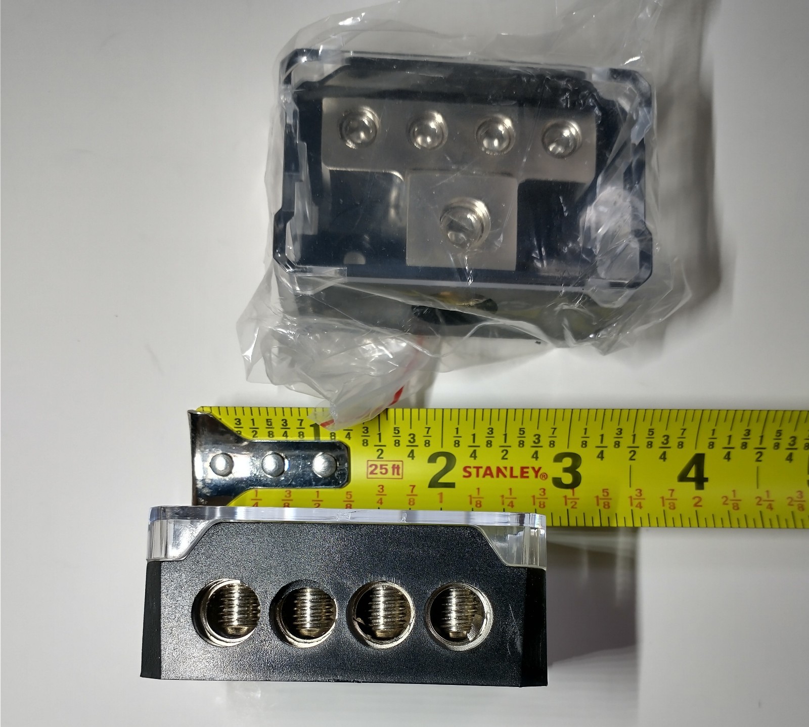 Car Audio 12 Volt 4 Way Power Distribution Block Set, 0/4 Input 4/10 Output New