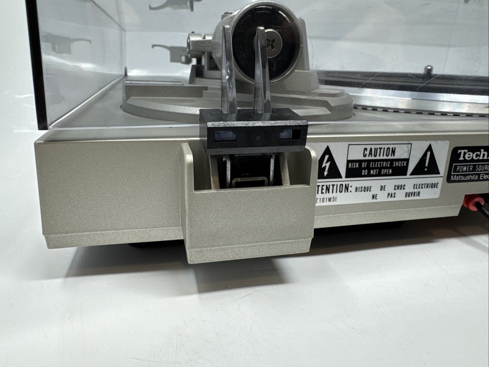 Technics SL-Q300 Quartz Direct Drive Fully Automatic Turntable Shure M92e WORKS!