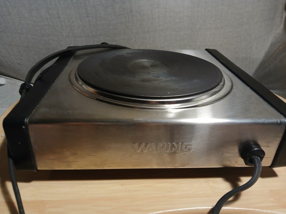 Waring WEB300 1300Watts Single Burner-Used