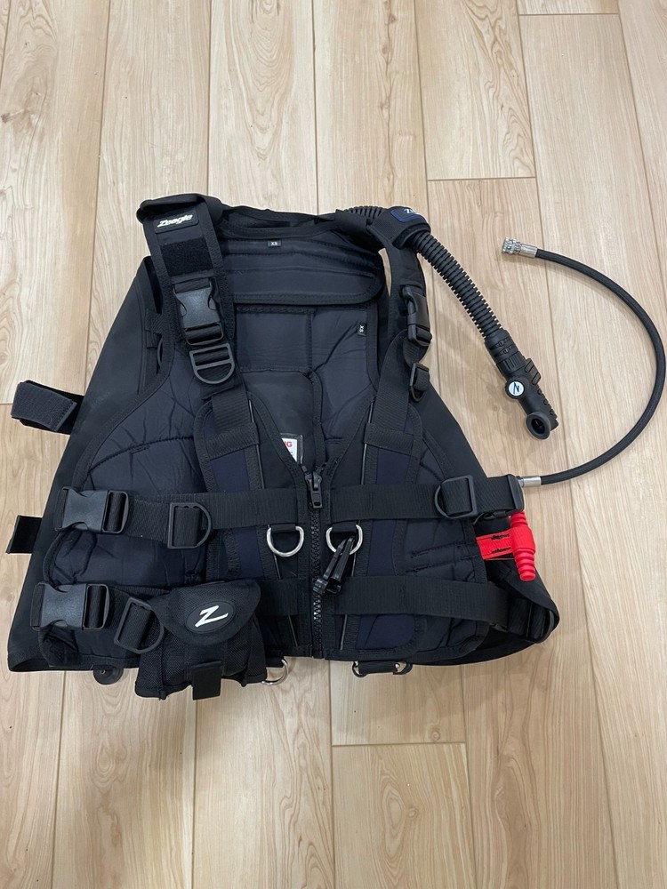 Zeagle Zena BCD Extra Small - ONLY 2 DIVES!!
