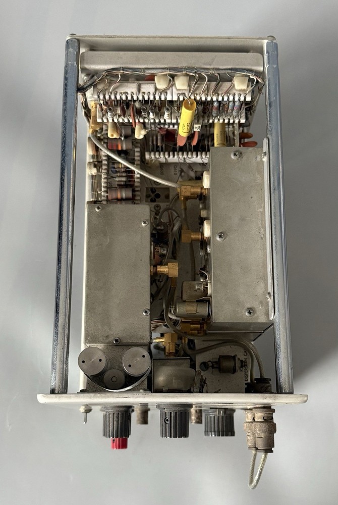 Untested — Tektronix Type 1L10 Spectrum Analyzer Plug-In Unit — See Description