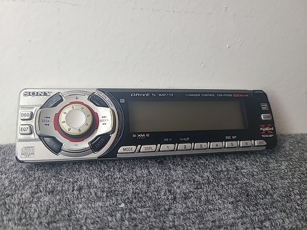 sony CDX-F5700 faceplate
