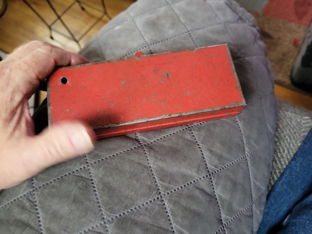 SNAP ON TOOLS KRA 222B Red Metal Tool Box 1/4" Drive - BOX ONLY date code 79