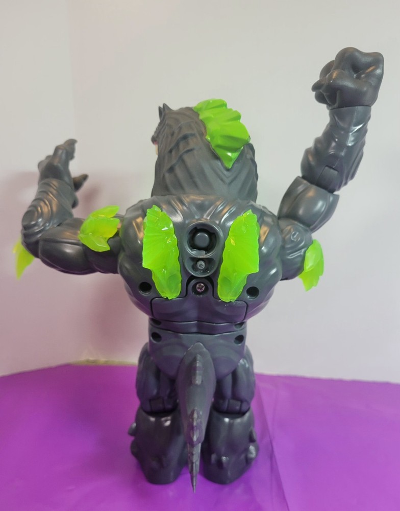 Beast Lab Mahem Megashark Lights Sounds Interactive Tested 7.5"