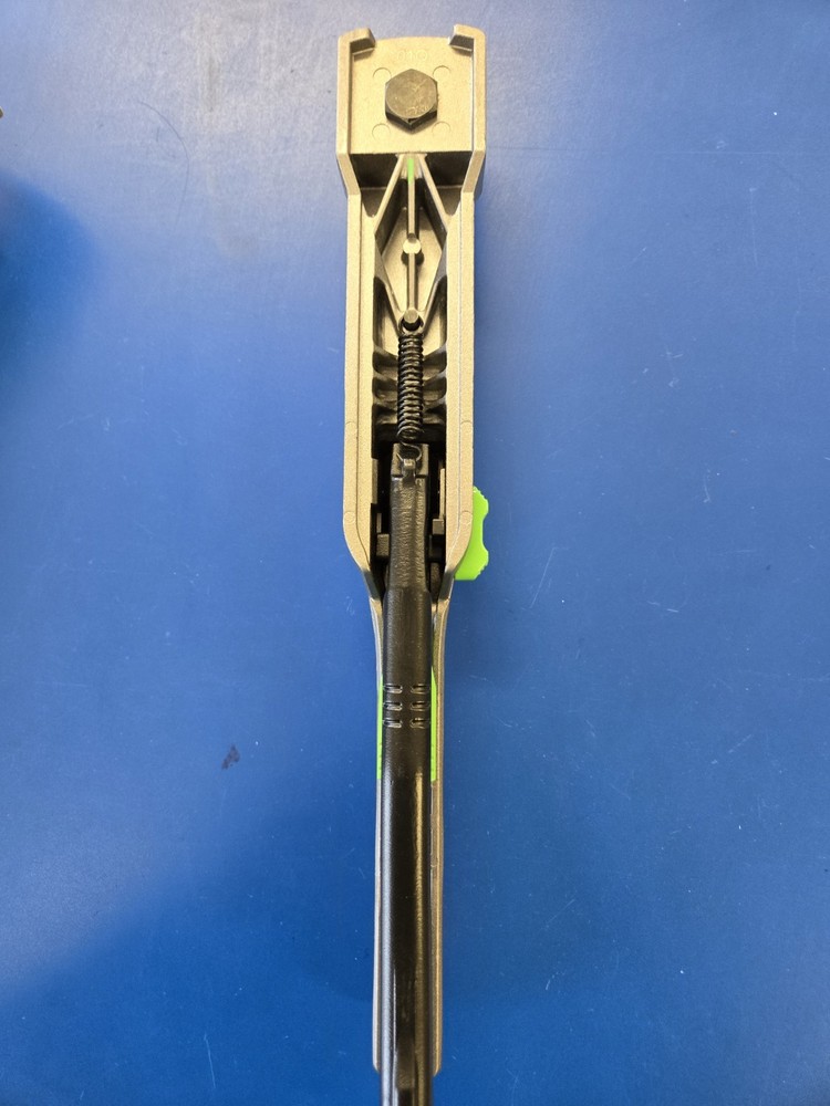 Hilmor Compact Bender Tool Model 1839033