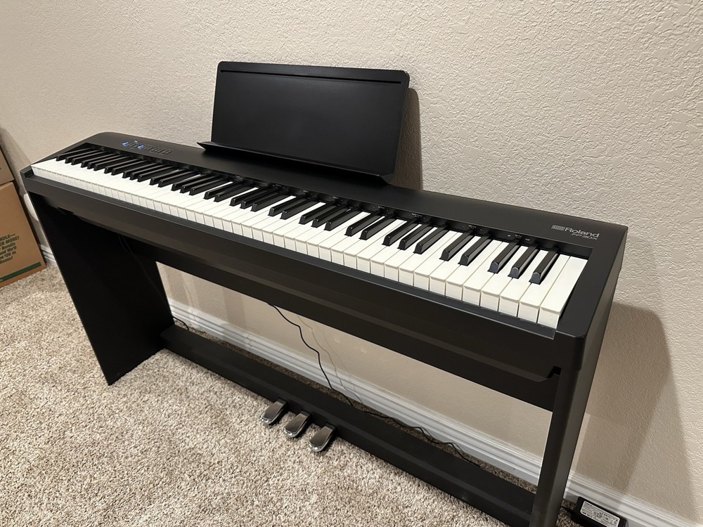 Roland FP-30X