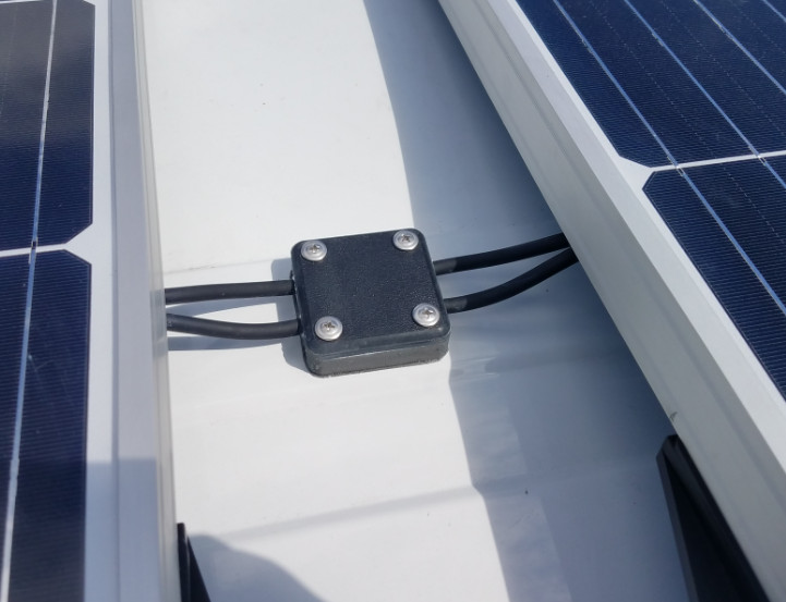 Solar Entry Puck