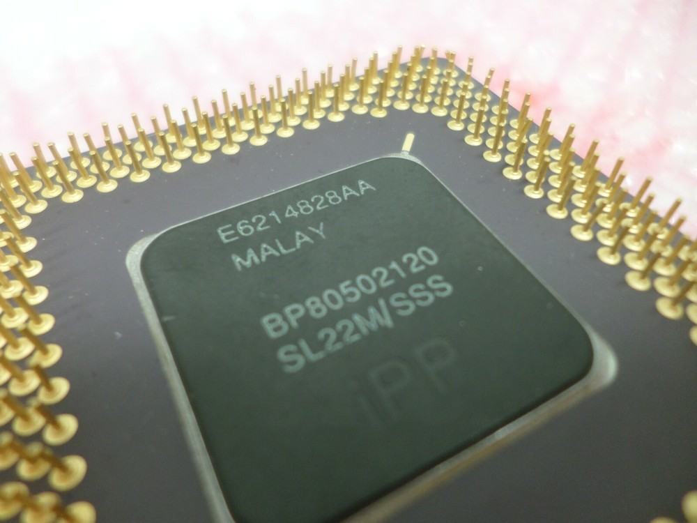 Intel Pentium Ceramic CPU / Microprocessor 120 MHz SL22M/SSS p/n BP80502120