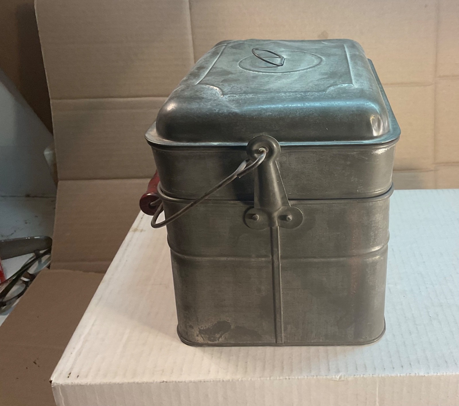 #255 TINWARE MINERS RAILROAD LUNCH PAIL DINNER BOX 3 PCS 7 1/2" TALL