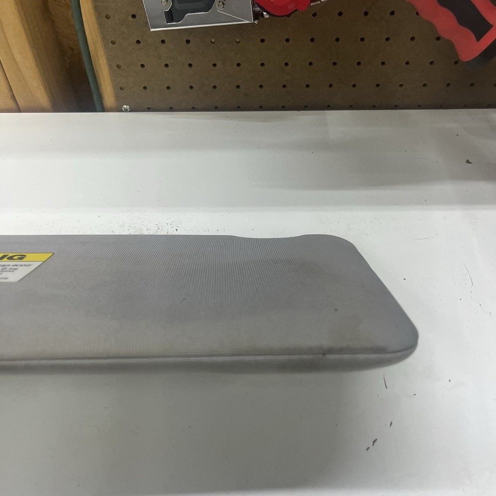 2003-2006 Honda Element Driver Passenger Side Sun Visor Pair Gray Cloth OEM