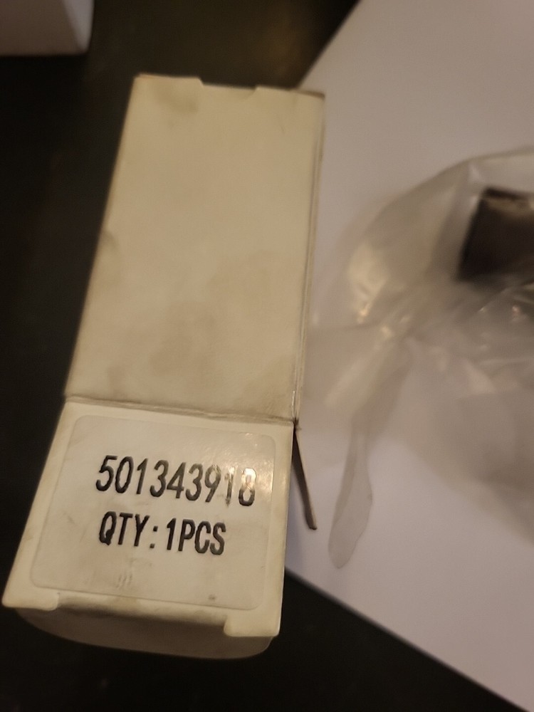 TRUCK AIR BINARY SWITCH 11-1015