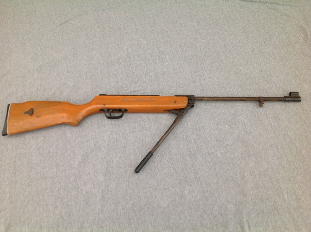 Underlever Air Rifle