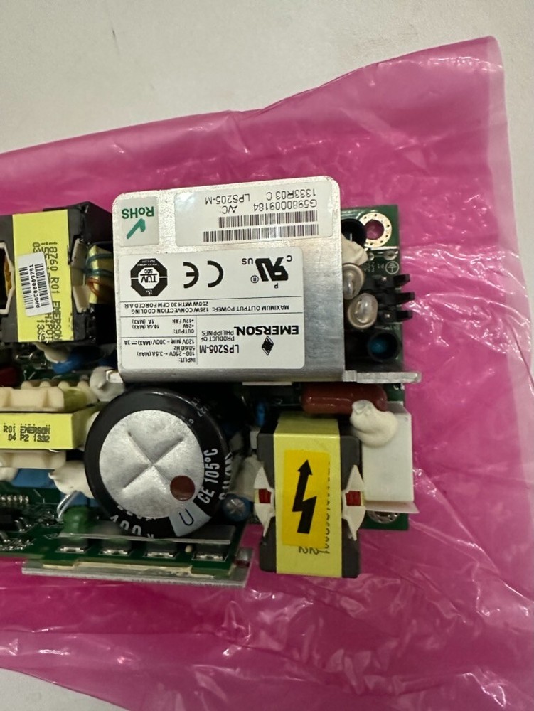 1PCS NEW LPS205-M Artesyn