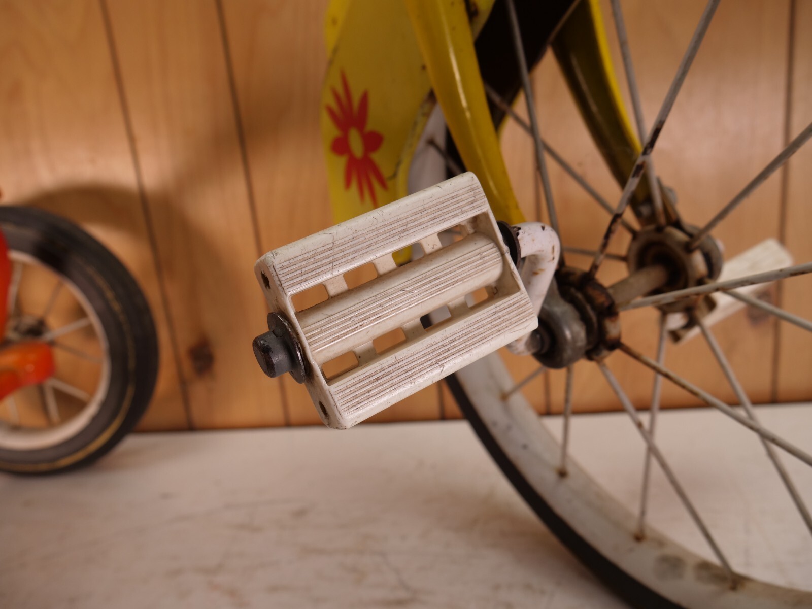 Vintage 1960s Murray Flower Power Hippie Tricycle Excellent Ridable Condition