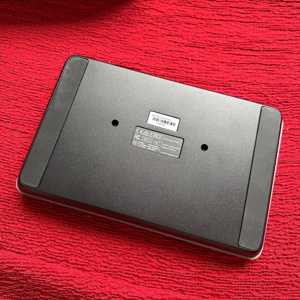 Blackmagic Design DaVinci Resolve Speed Editor Keyboard New