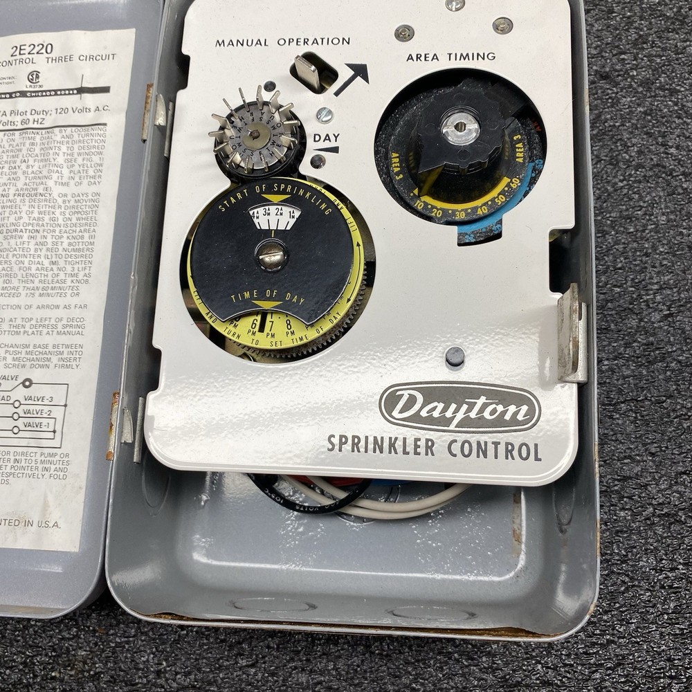 Dayton Time Switch Model 2E220 Sprinkler Control 3 Circuit Switch 120V