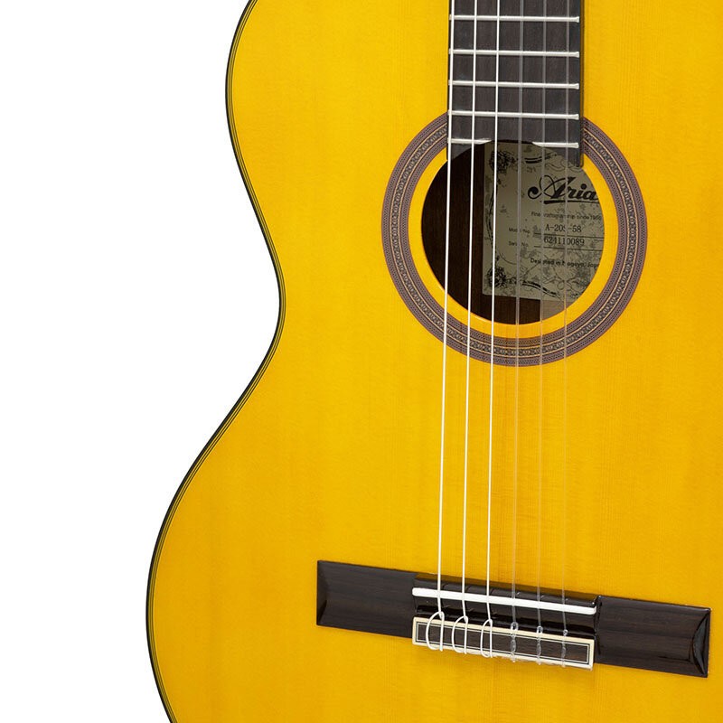 ARIA A-20S-58 Basic Mini Classical Guitar with Soft Case, Spruce Top, 580mm