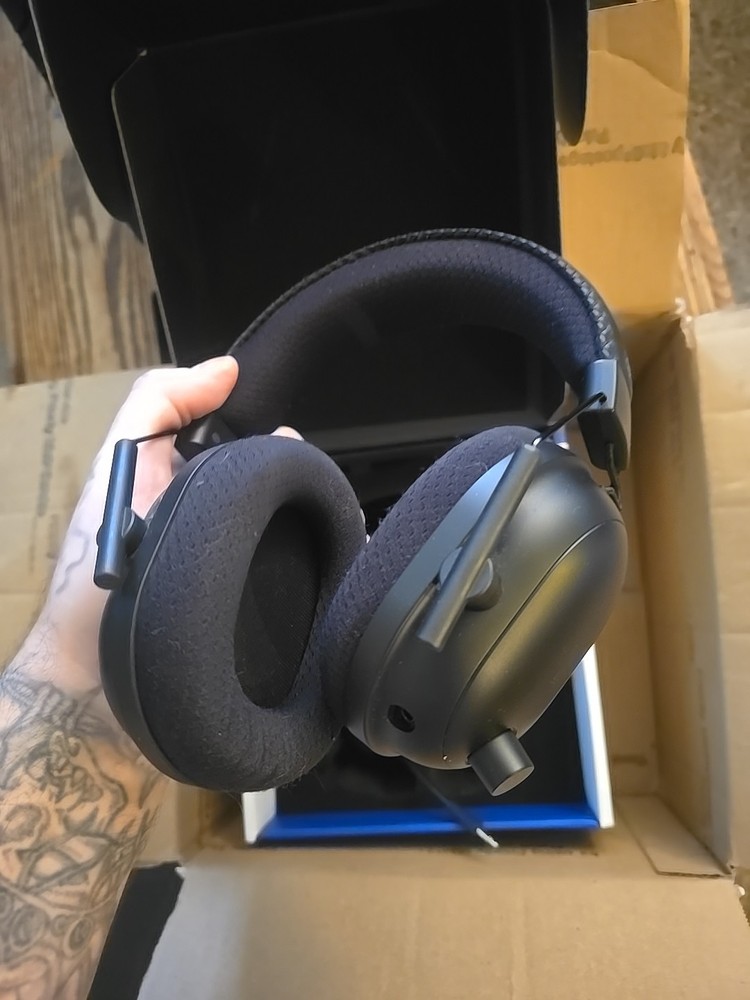 Razer BlackShark V2 Pro Wireless Console Esports Headset-PS5 PC SWITCH