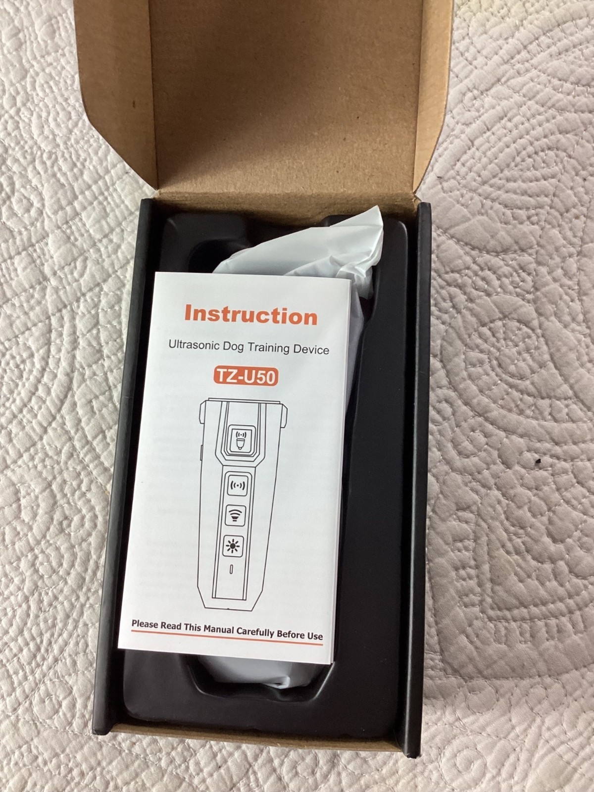 Pup Control Ultrasonic Dog Trainer*LED Flashlight*4 Modes. USB Rechargeable*NIB