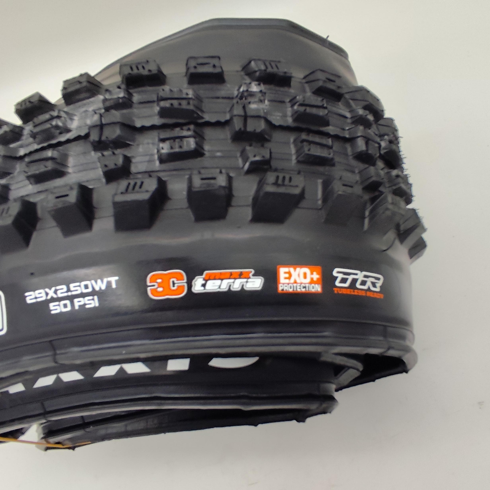 MAXXIS ASSEGAI 29x2.50 WT Exo+ 3C tire MaxxTerra Tubeless Ready
