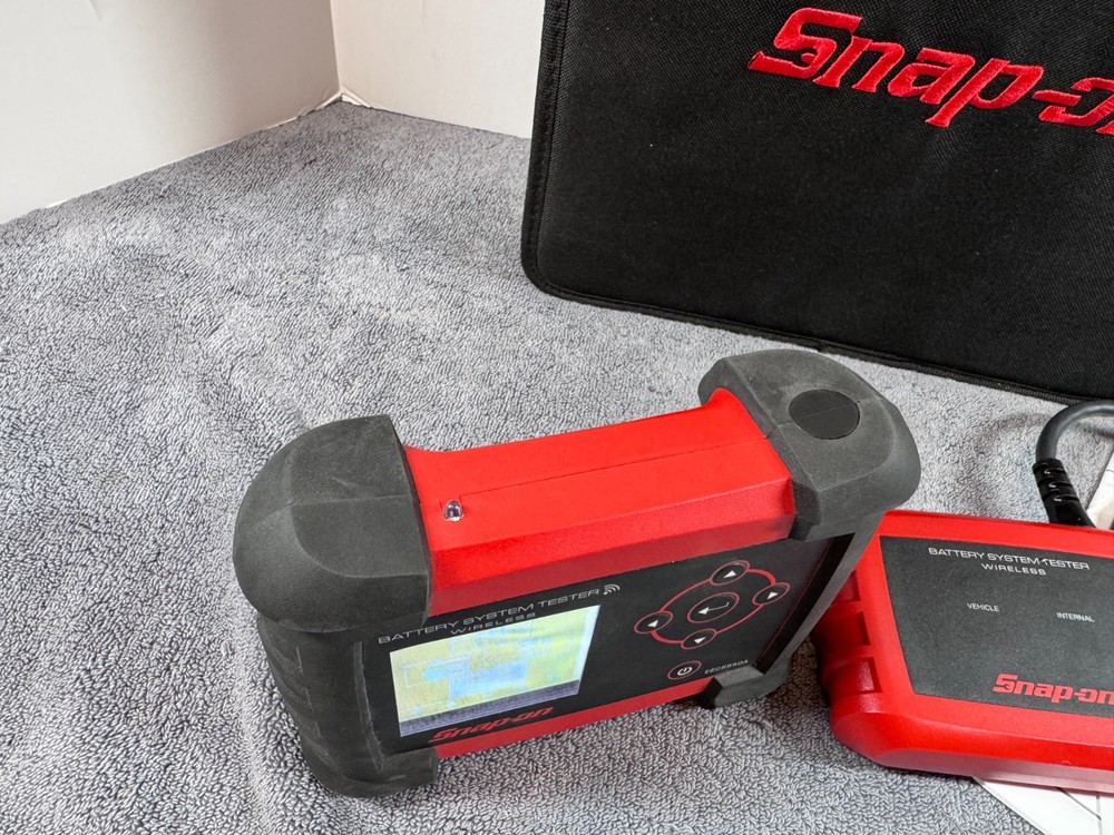 Very Clean, Snap-On EECS550A Wireless Battery, Starting & Charging System Tester
