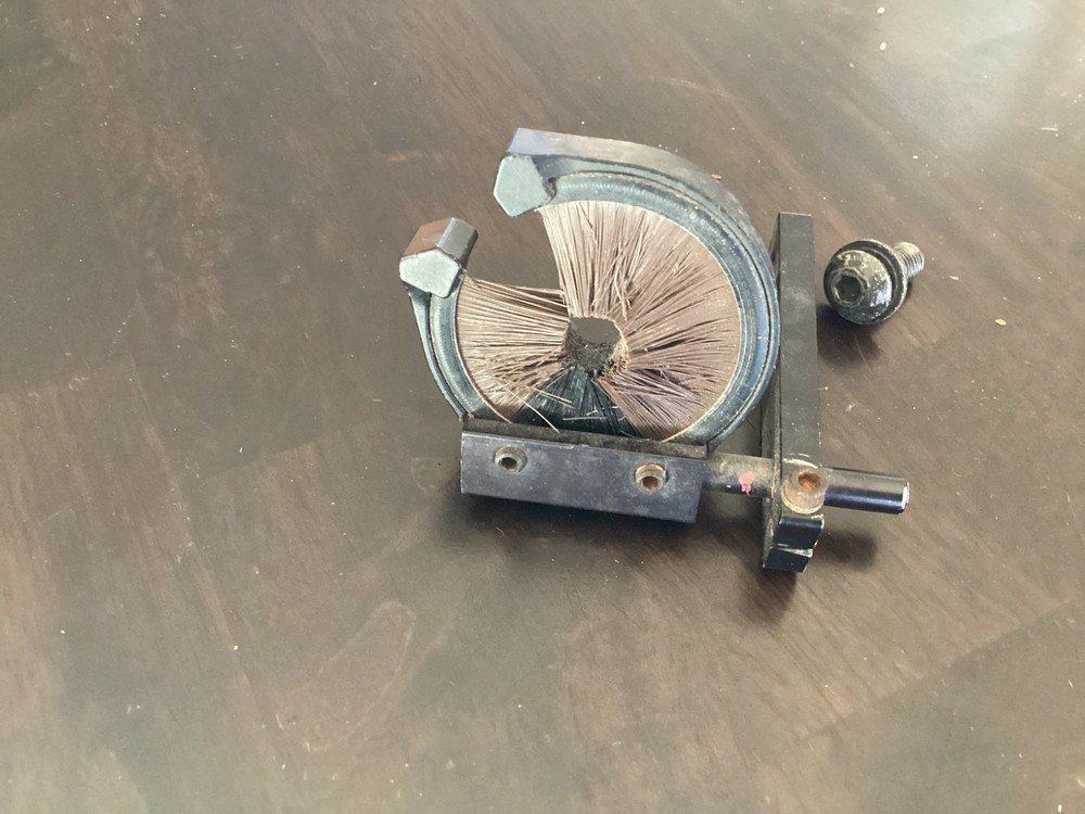 Arrow rest Whisker Biscuit rh used