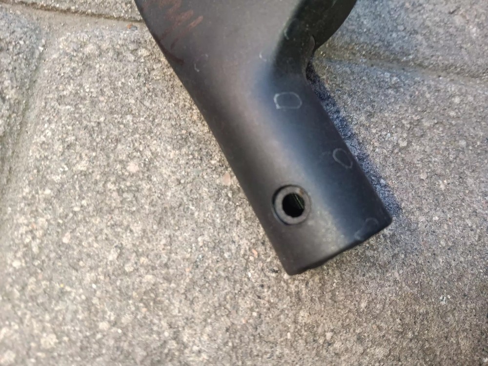 Thule Urban 2 Glide LEFT SIDE SWAY HANDLE INSERT PART REPLACEMENT.