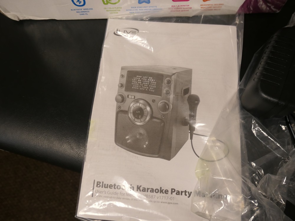 iLIVE IJMB587B Karaoke Party Machine