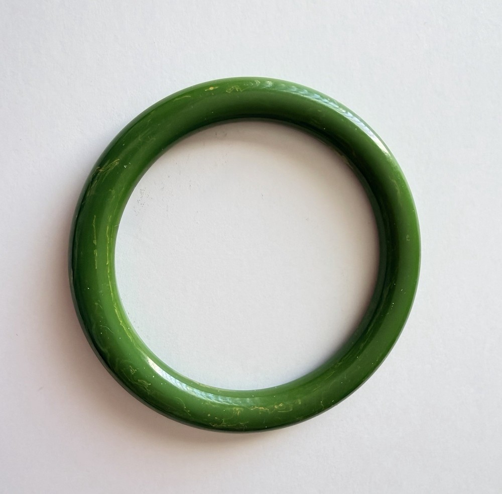 Vintage MCM Green Rounded Bakelite Bracelet Bangle Authentic Simichrome Tested