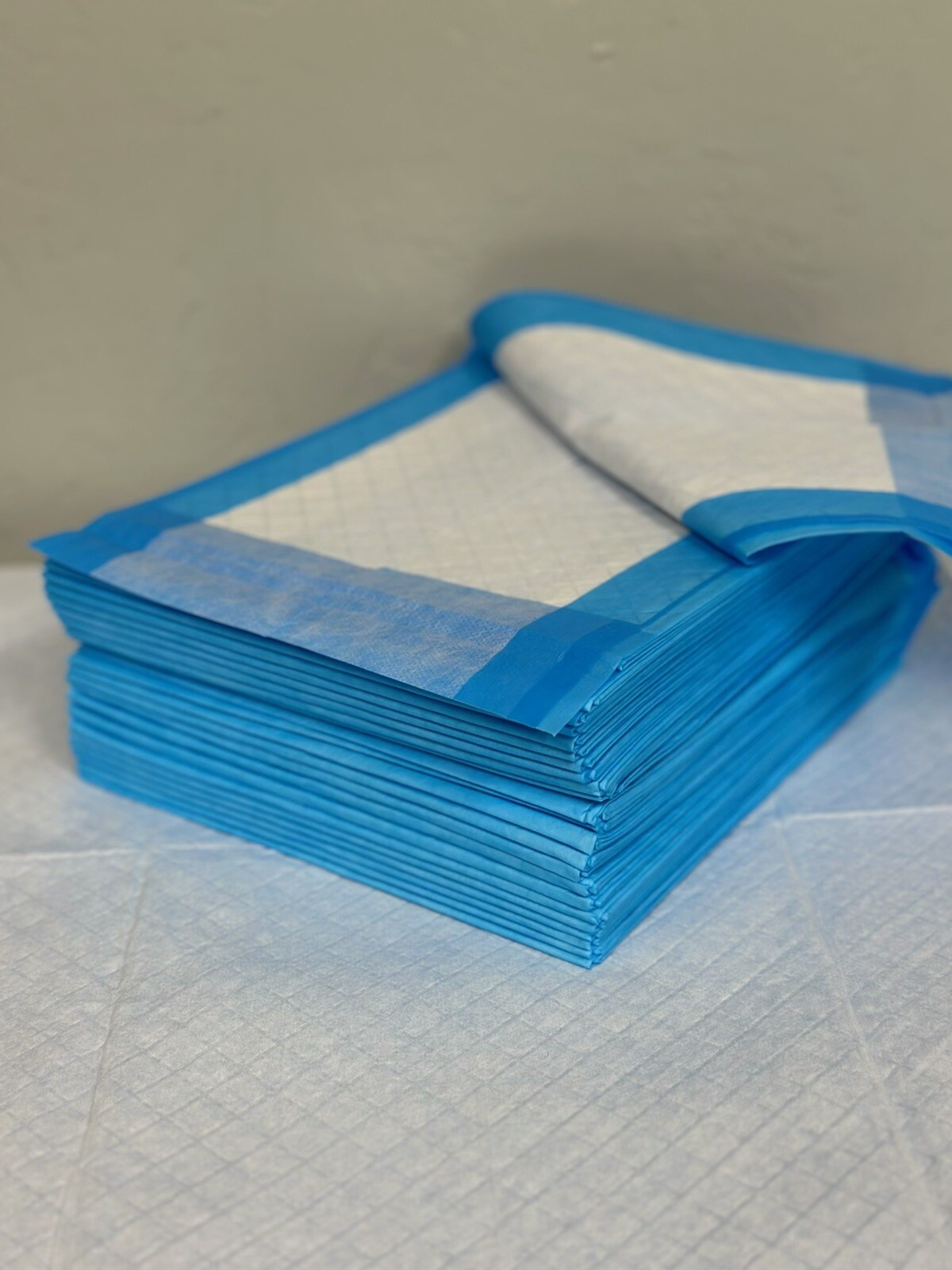 150 23x36 Light Puppy Dog Training Wee Pee Pads Underpads MEDICAL GRADE PADS