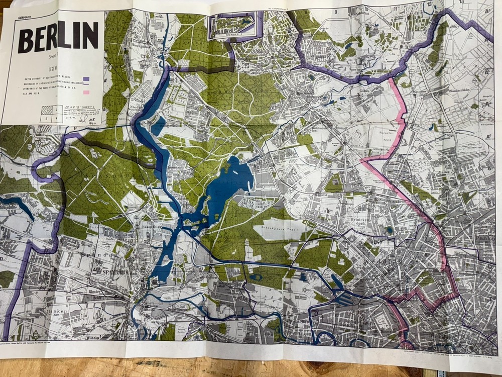 Original 1944 Post WWII Berlin Map large wall map administrative divisions