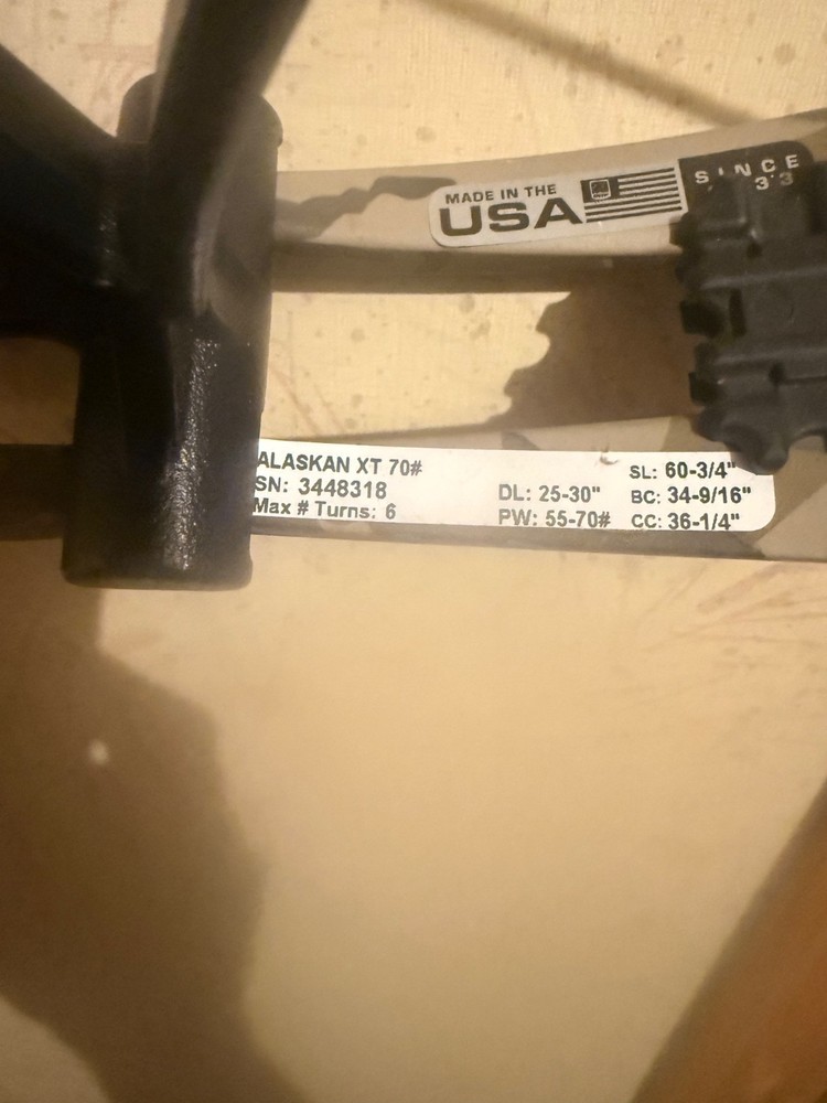 Bear Alaskan XT Bow Black/Bottomlands 70 lbs. RH