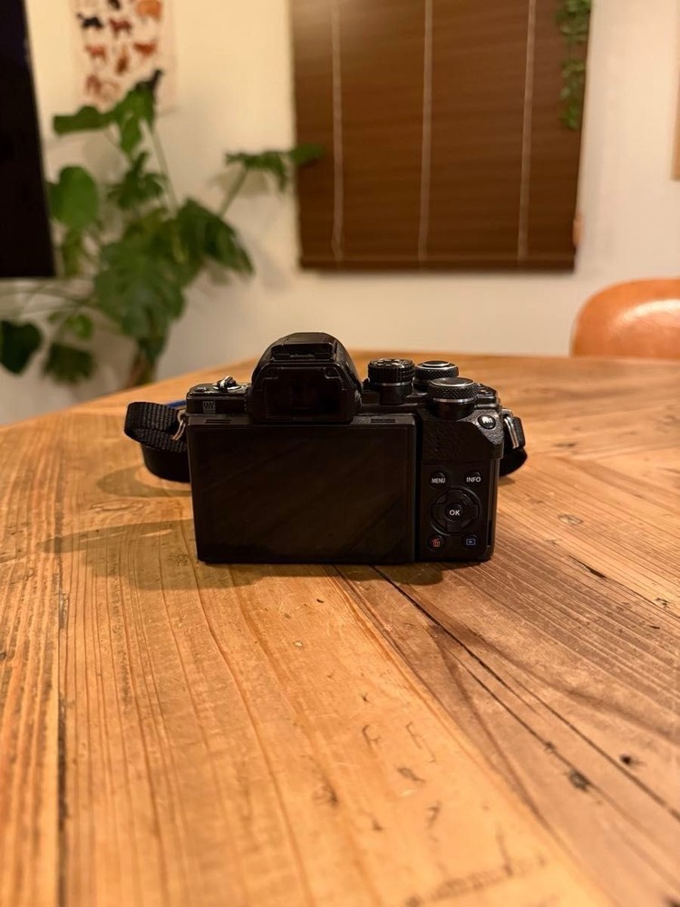 Olympus OM-D Mirrorless Camera with 2 Lenses / with Box